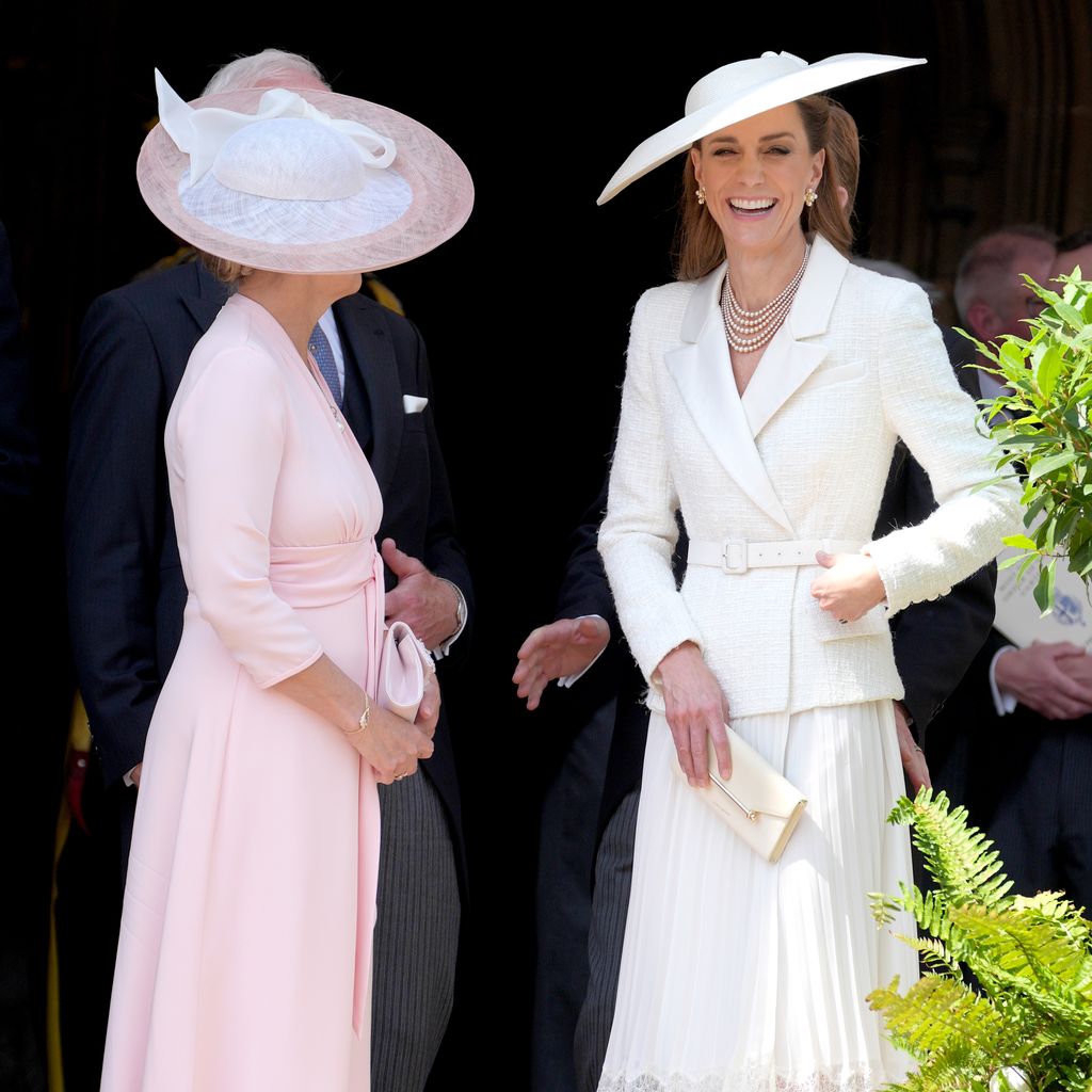 Bei der Garter-Zeremonie in Windsor: Sophie, Herzogin von Edinburgh, und Kate, Prinzessin von Wales vor der St George’s Chapel 2025