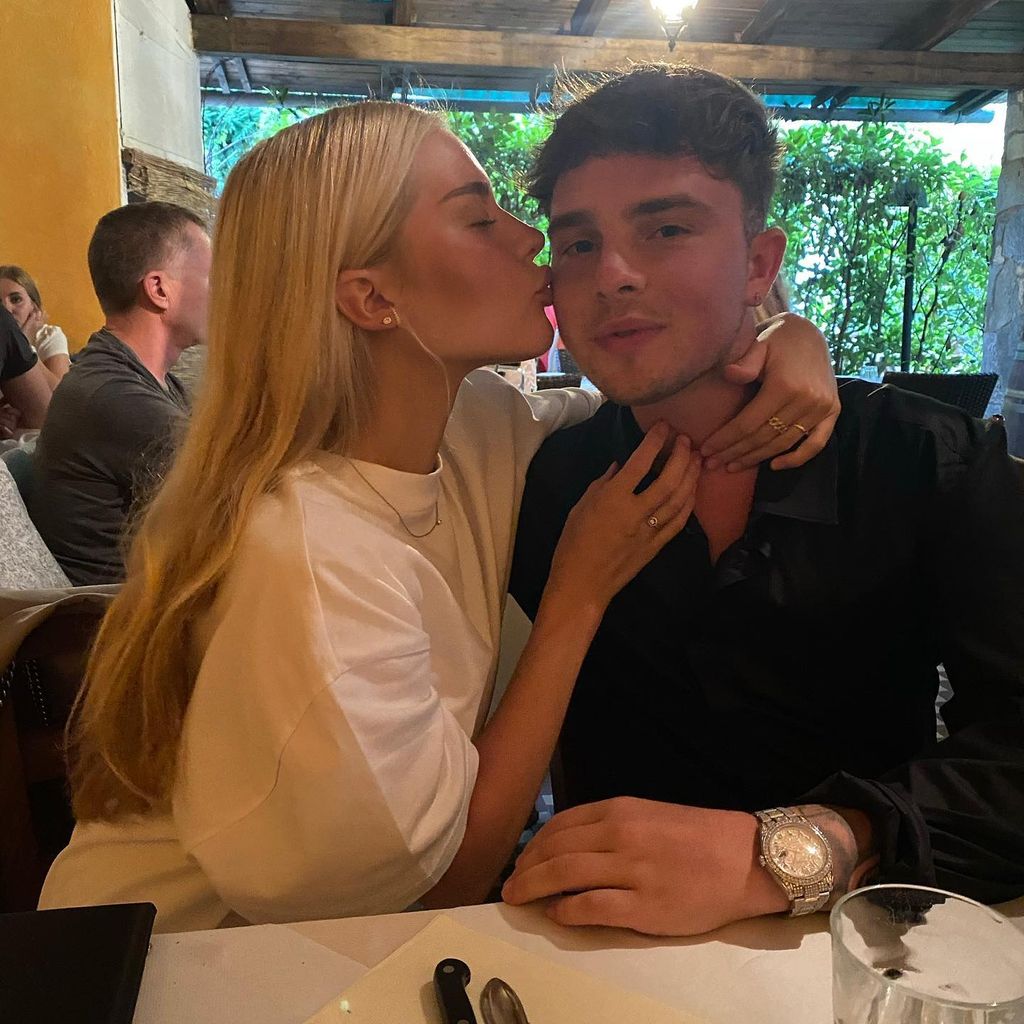 Sophie Lilian Marstatt und Mike Singer im Februar 2022