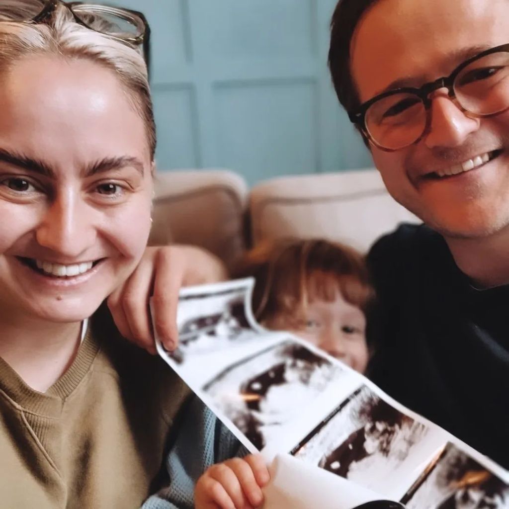 Sophie Price, Sohn Albert und ihr Partner Harry Brooks