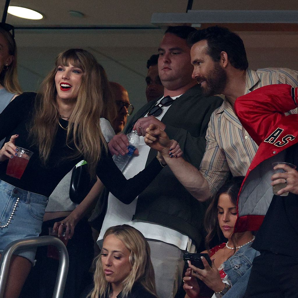 Sophie Turner, Taylor Swift und Ryan Reynolds, 2023