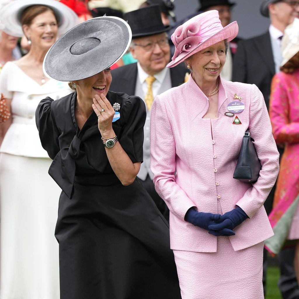 Sophie Wessex und Prinzessin Anne in Ascot, Berkshire, am 17. Juni 2026