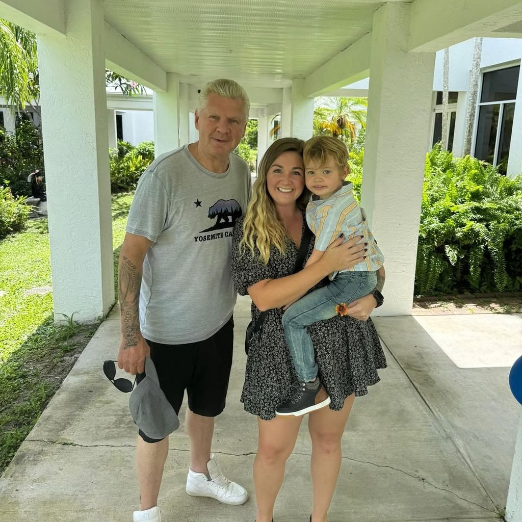 Stefan Effenberg, Ann-Kathrin Effenberg und ihr Sohn Luka, Juni 2025