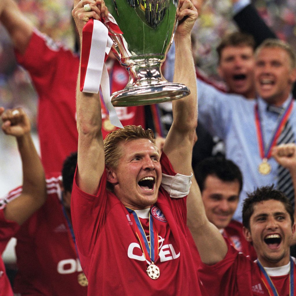 Stefan Effenberg nach dem Gewinn der Champions League 2001