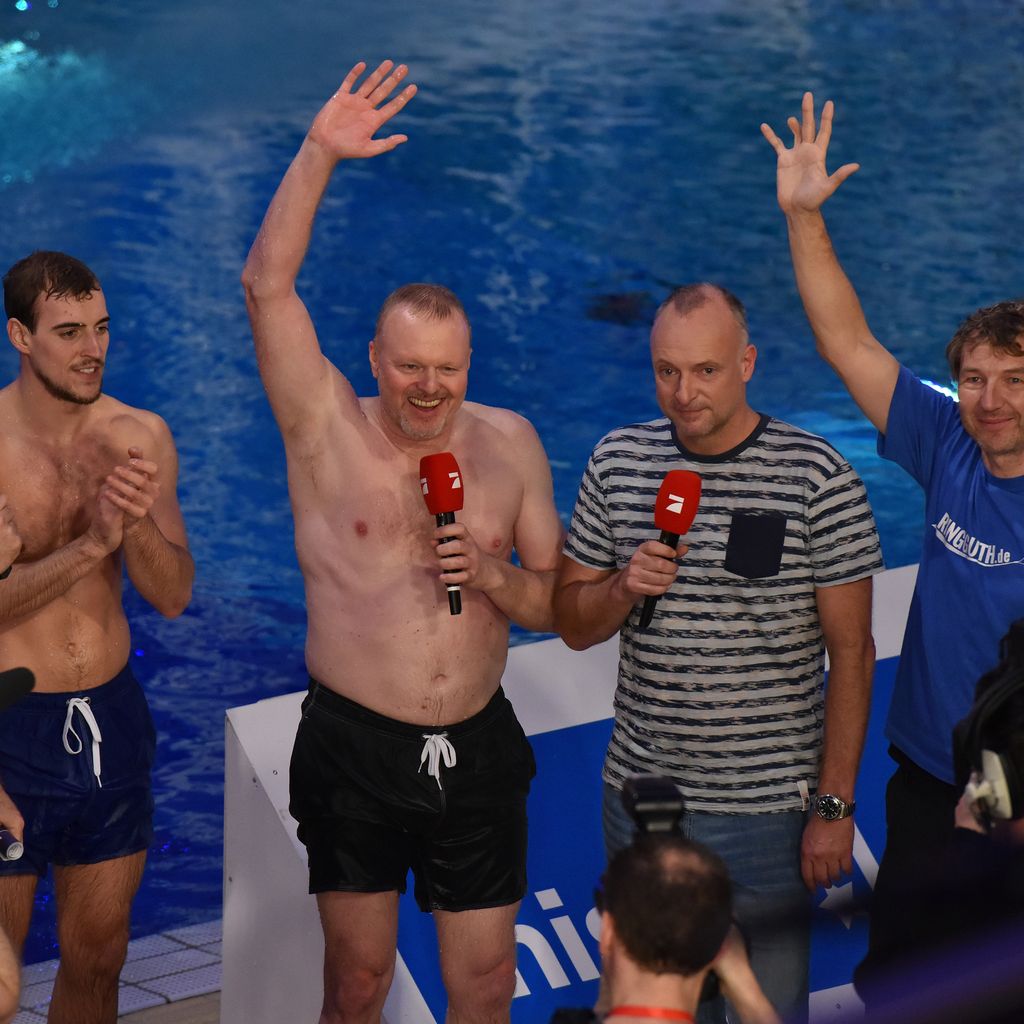 Stefan Raab und Frank Buschmann beim TV Total Turmspringen