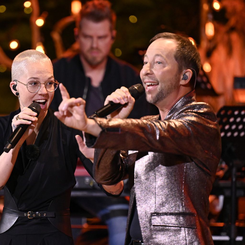 Stefanie Heinzmann und DJ BoBo bei "Sing meinen Song" 2021