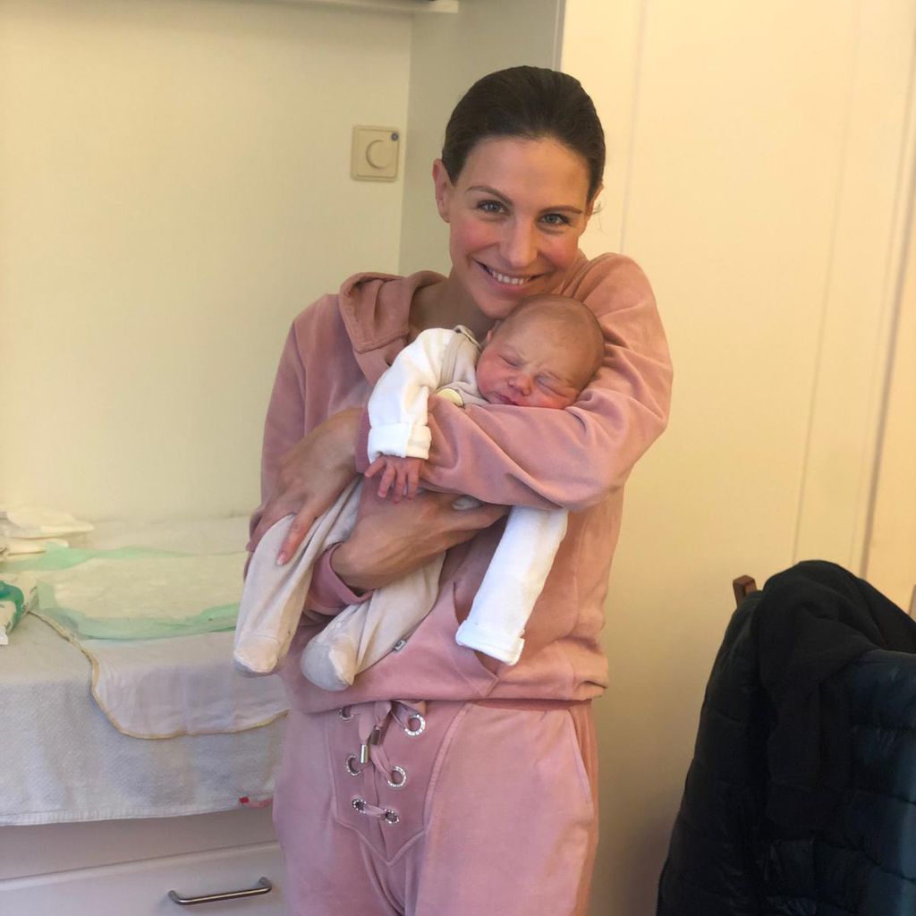 Stefanie Schanzleh mit ihrem Sohn Louis Silva
