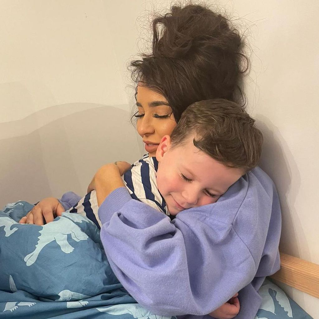 Stephanie Davis und ihr Sohn Caben