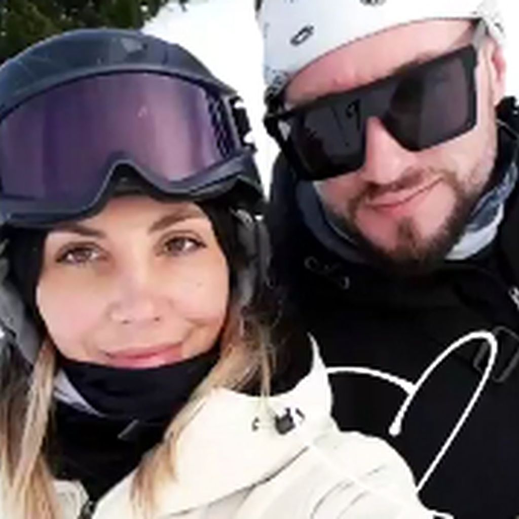Stephanie Lindner und Michael Bauer im Skiurlaub