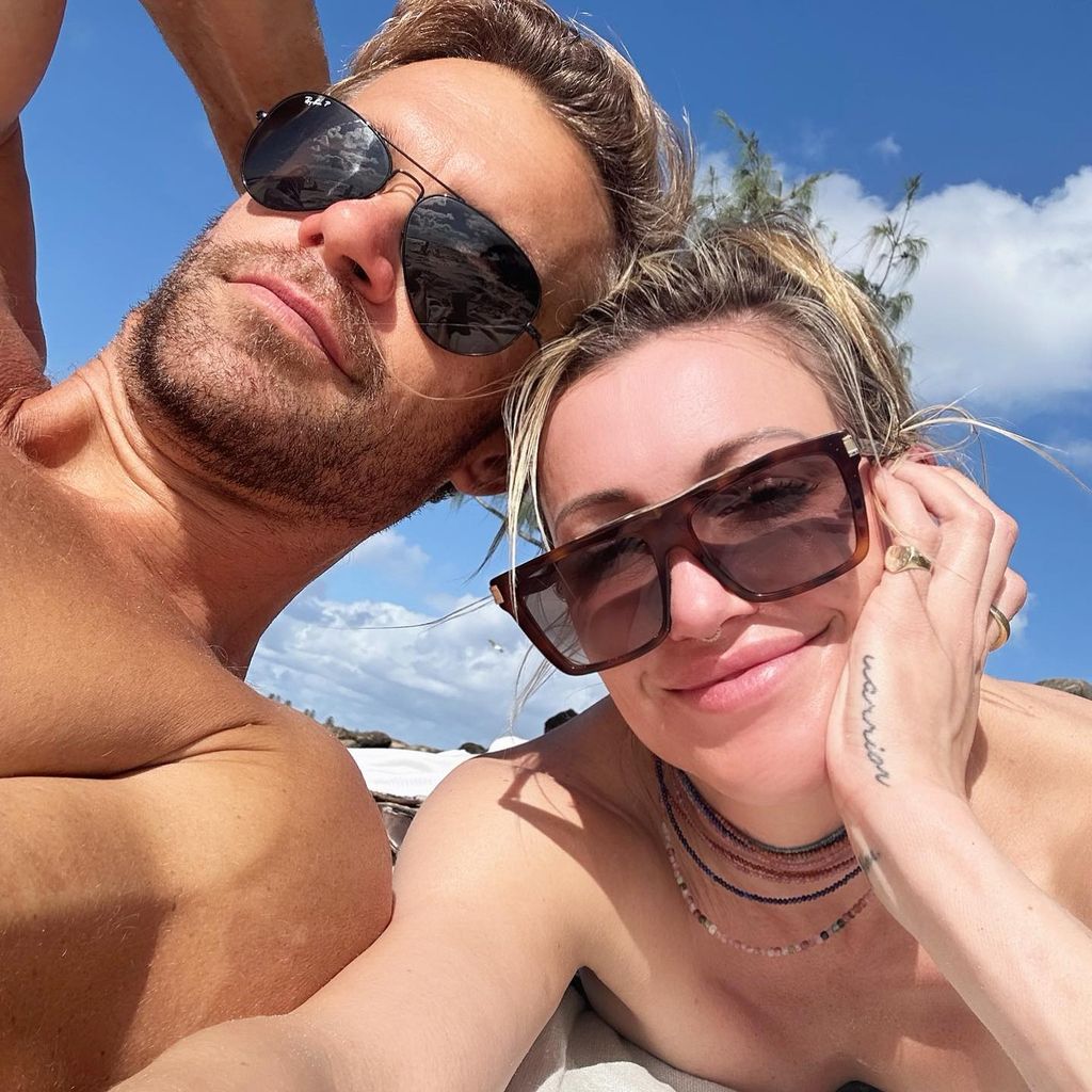 Stephen Huszar und Katie Cassidy im Juni 2023