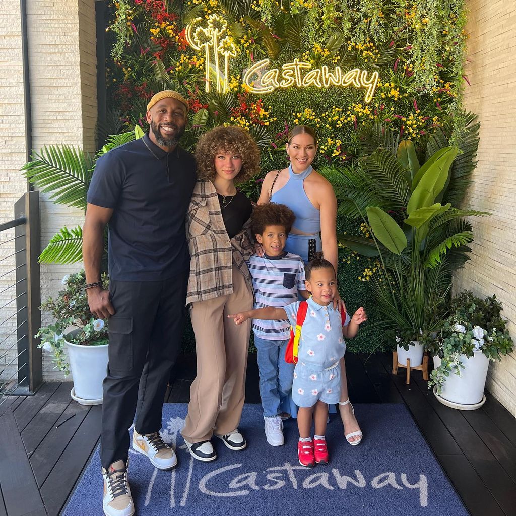 Stephen "tWitch" Boss mit Frau und Kindern