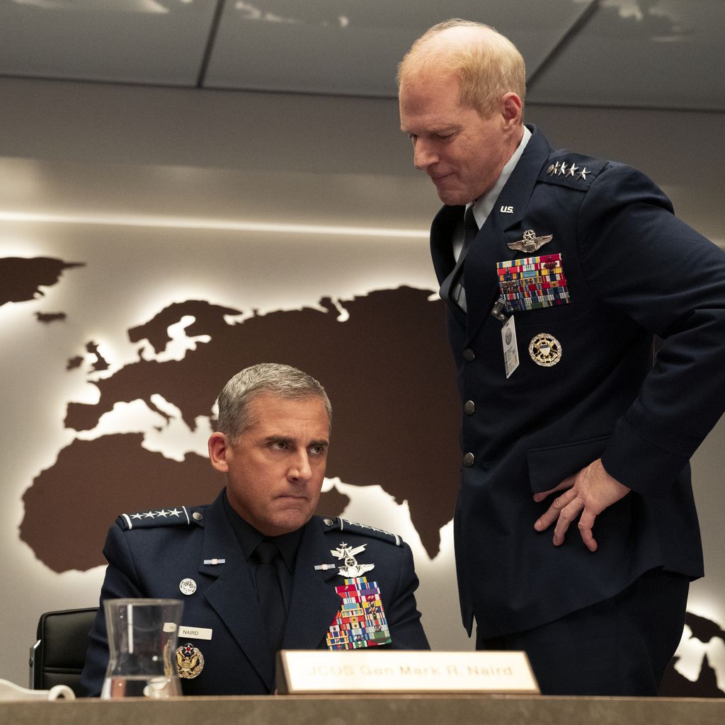 Steve Carell und Noah Emmerich in "Space Force"