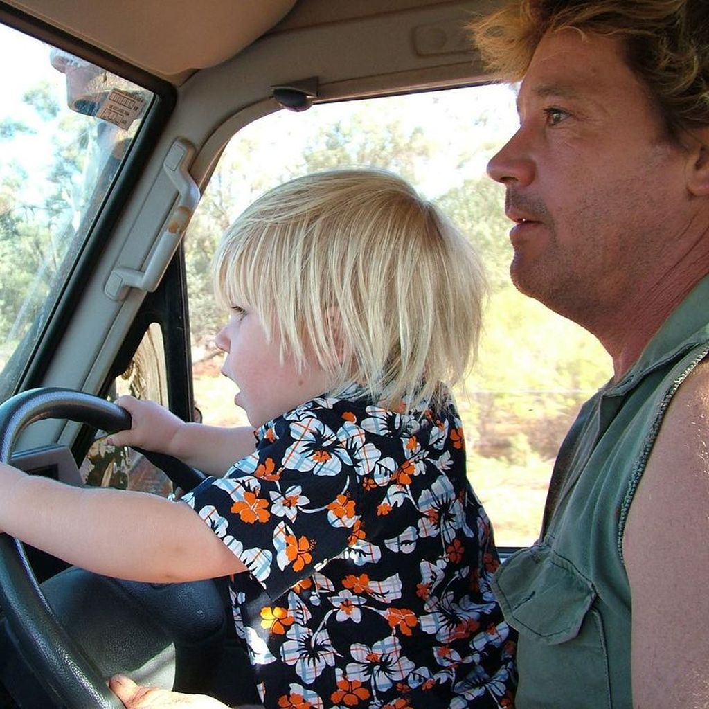 Steve Irwin (r.) mit seinem Sohn Robert