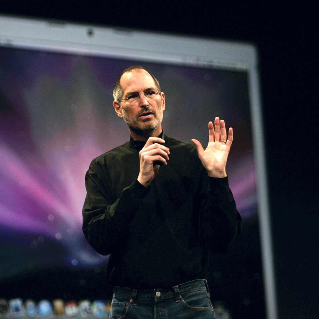Steve Jobs bei einer Keynote im Jahr 2008