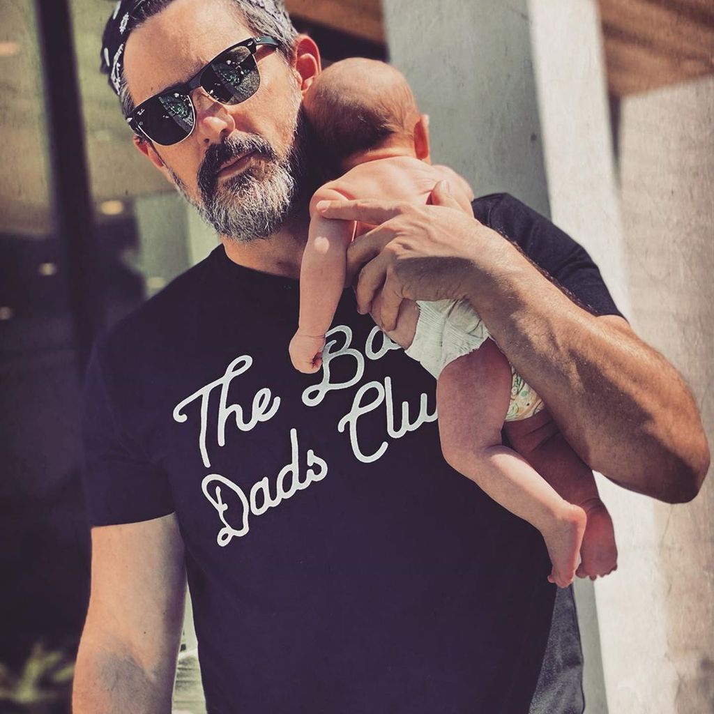 Steve Kazee und Sohn Callum im April 2020