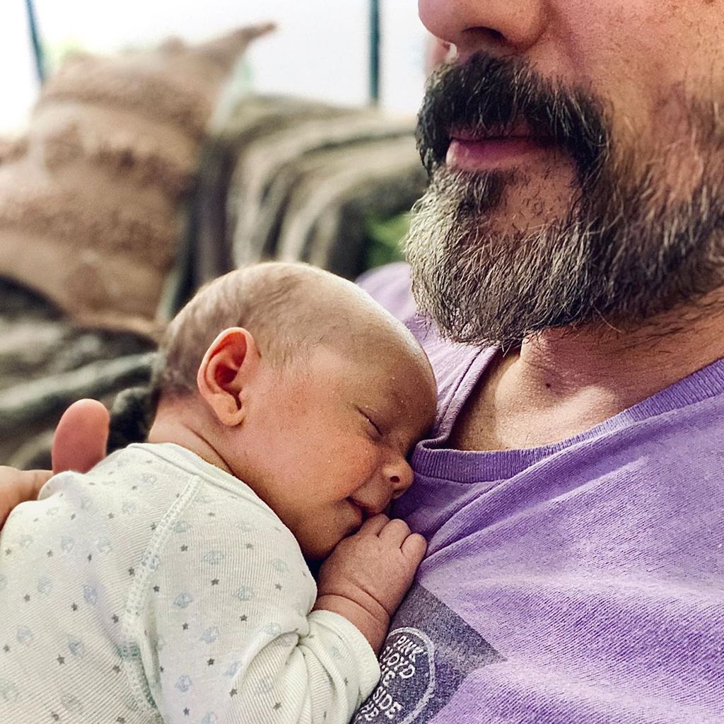 Steve Kazee mit Baby Callum