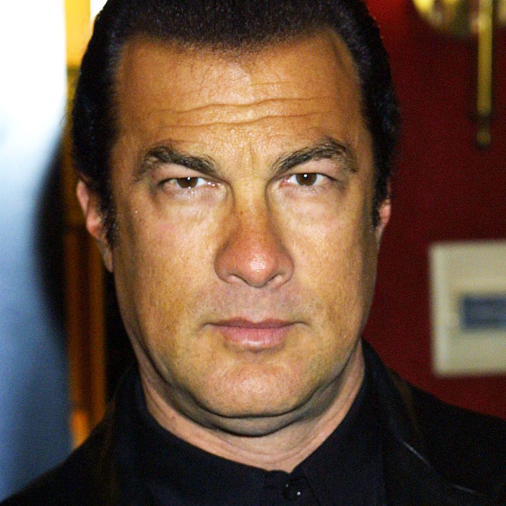 Steven Seagal im März 2001 in New York