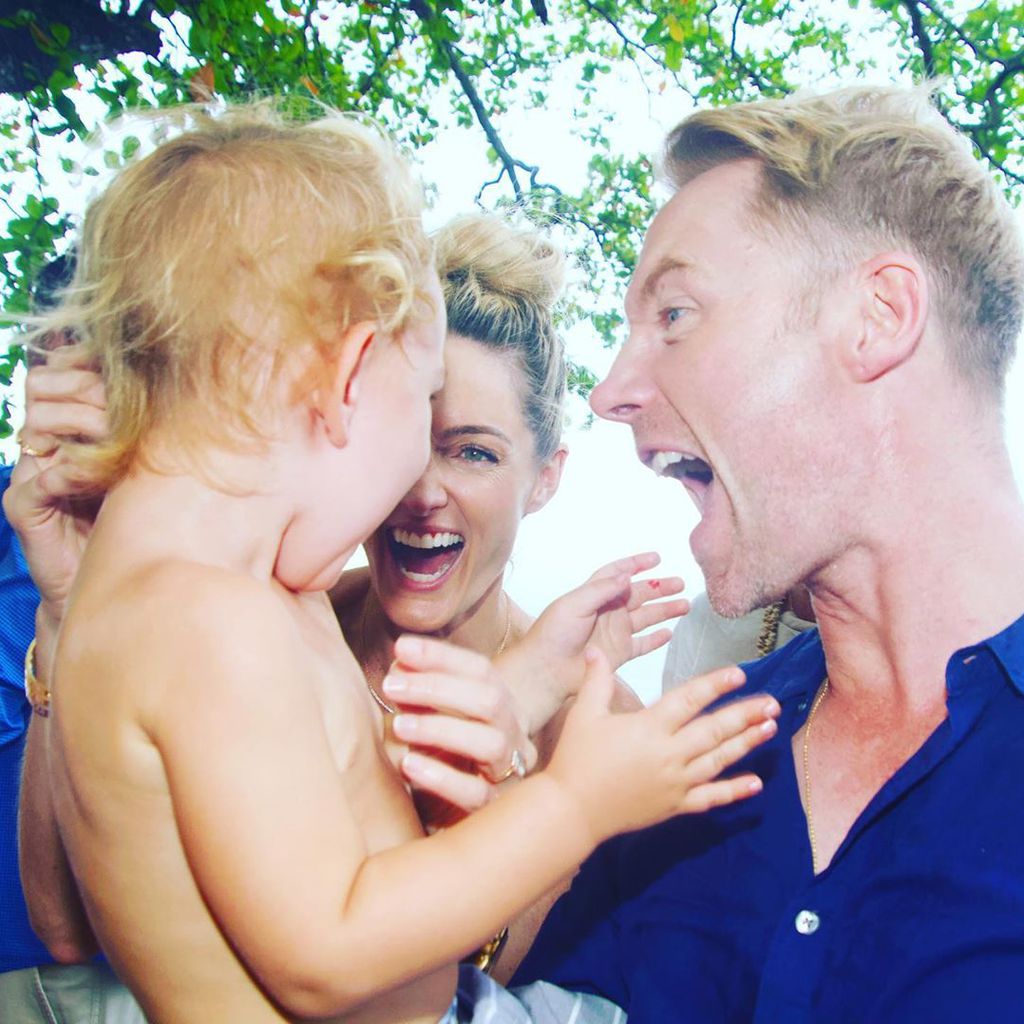 Storm und Ronan Keating mit ihrem Sohn