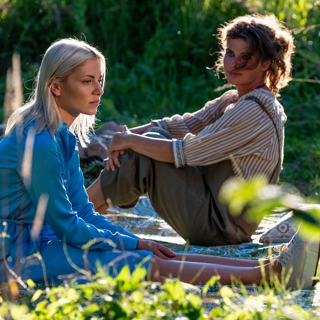 "Sunny – Wer bist du wirklich"-Stars Valentina Pahde und Anne Brendler