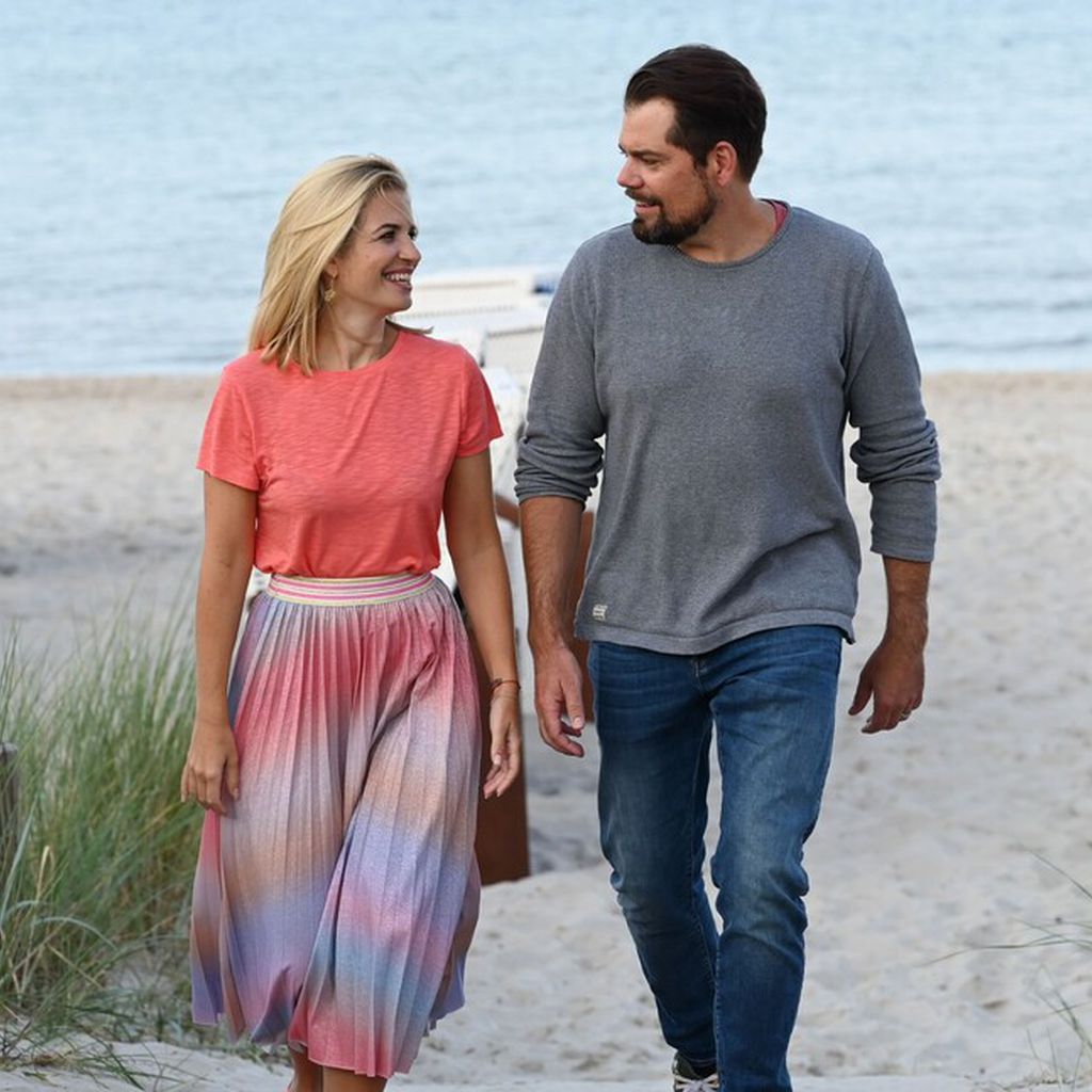 Susan Sideropoulos und Daniel Fehlow bei "Leon – Glaub nicht alles, was du siehst"