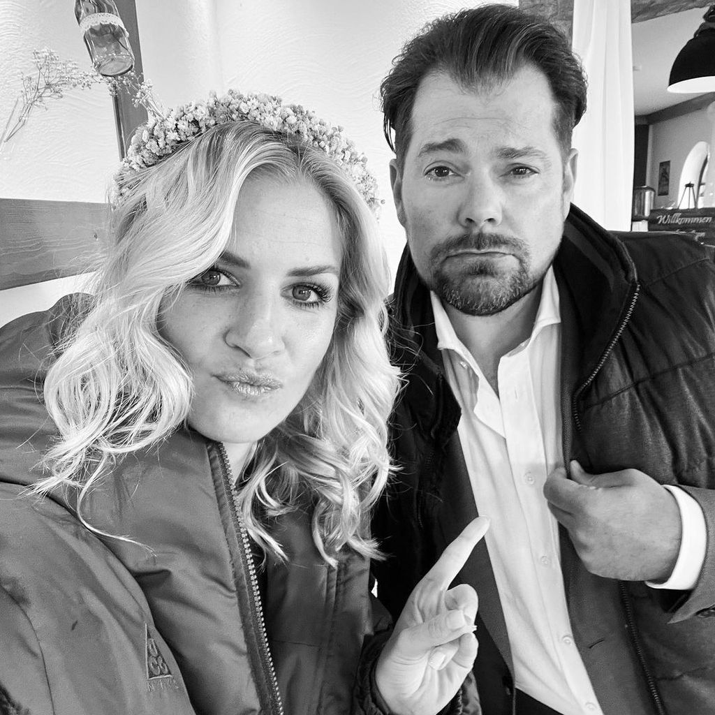 Susan Sideropoulos und Daniel Fehlow am Set von "Leon – Kämpf um deine Liebe"