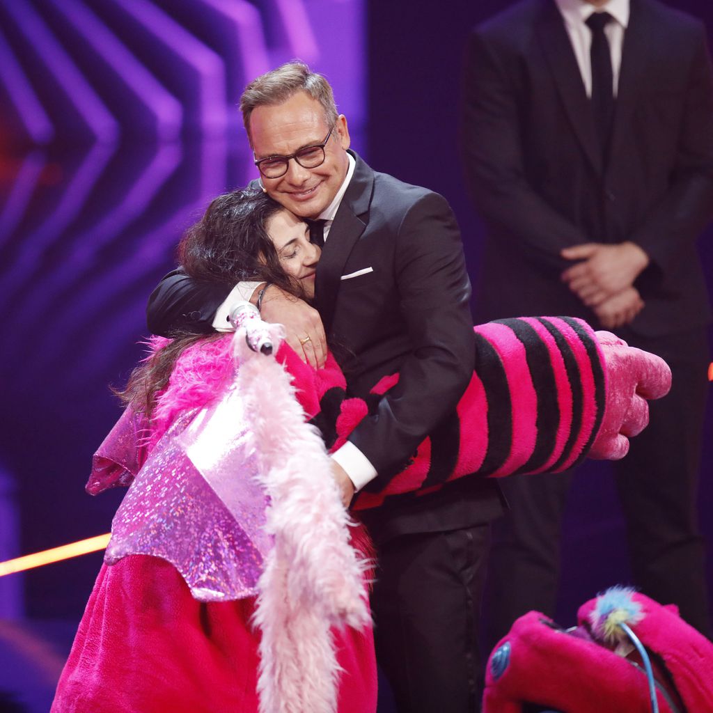 Susi Kentikian und Matthias Opdenhövel bei "The Masked Singer"