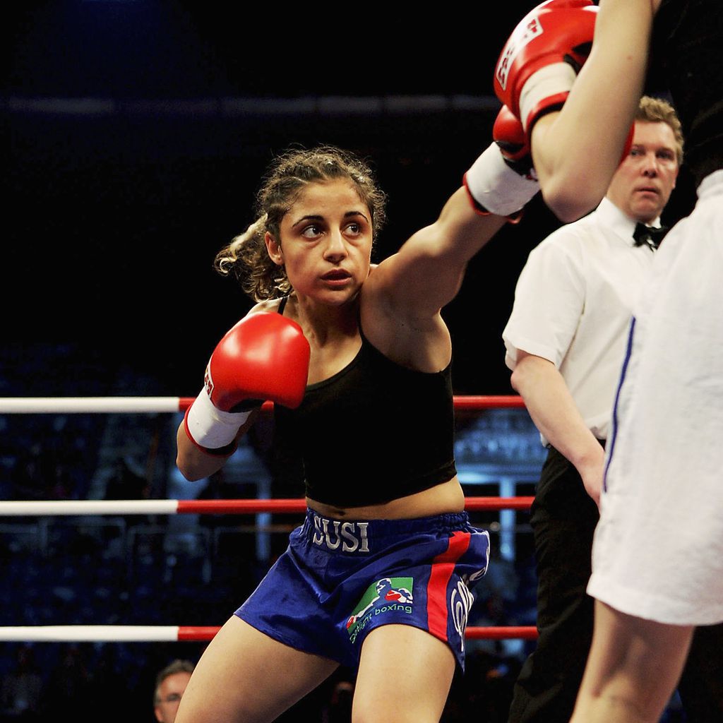 Susianna Kentikian beim Boxkampf