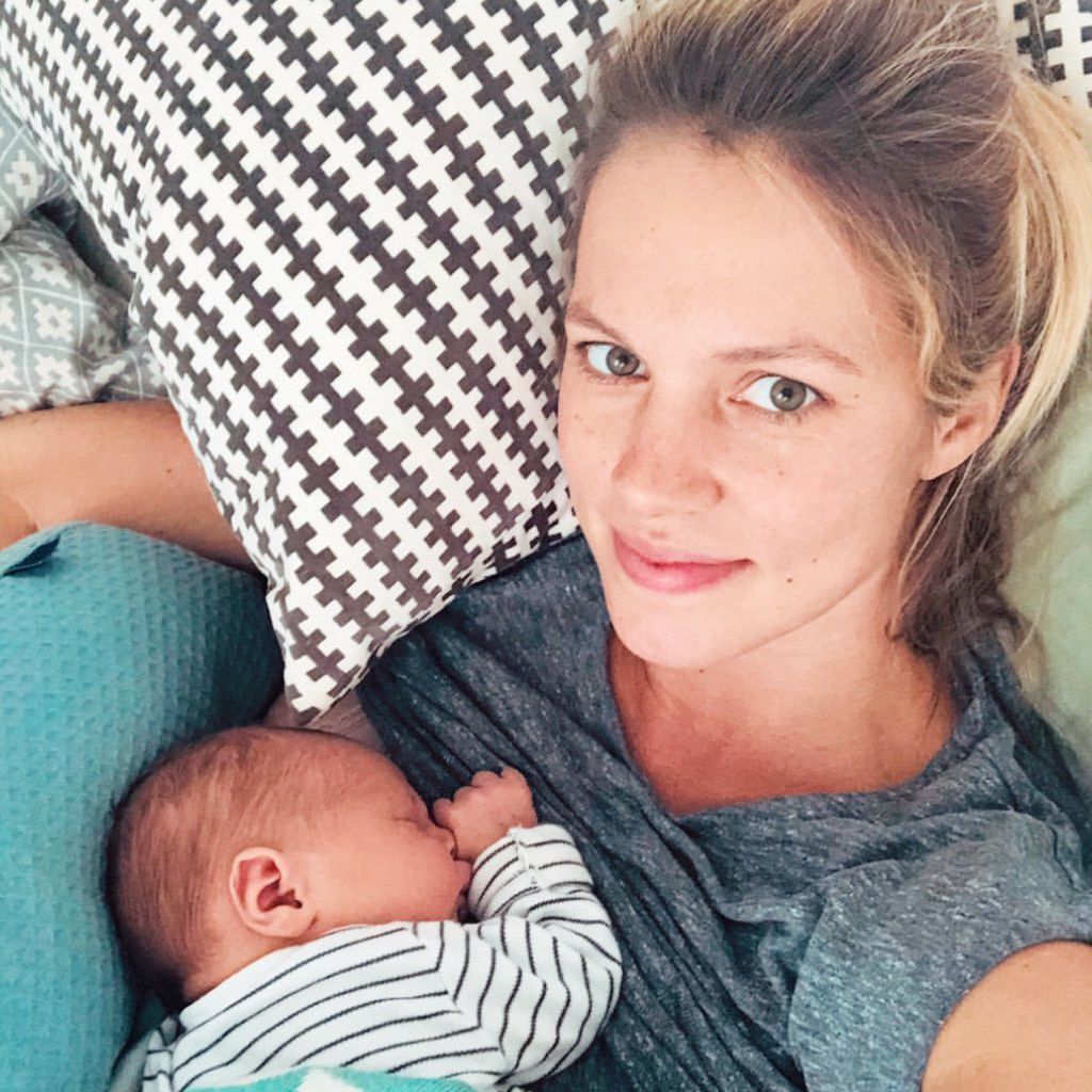Svenja Holtmann und ihr Baby