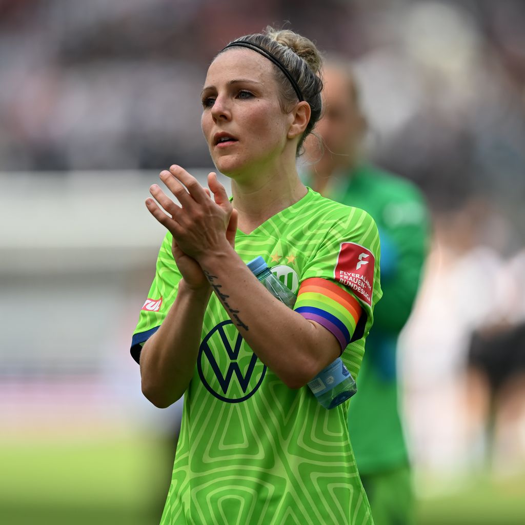 Svenja Huth, Fußballspielerin