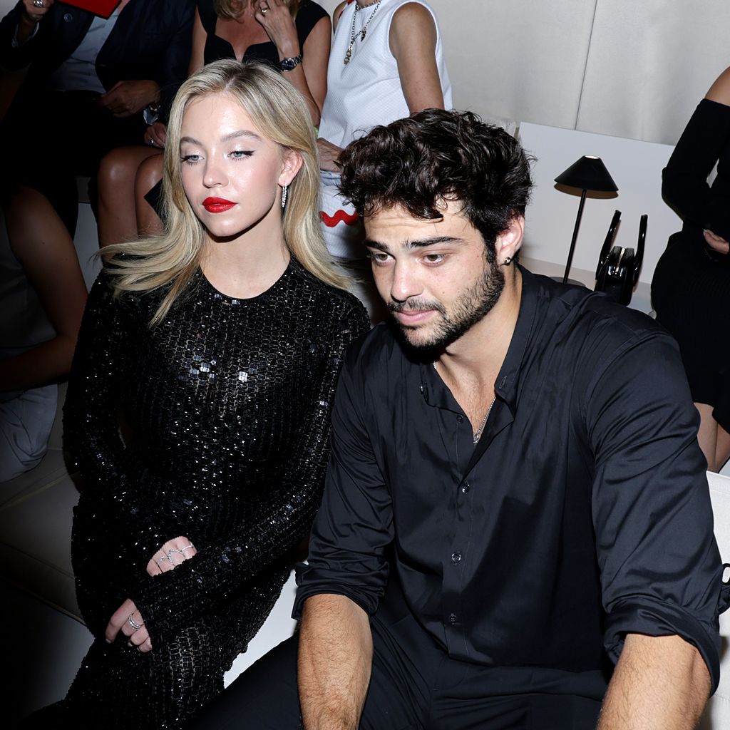 Sydney Sweeney und Noah Centineo auf der Paris Fashion Week im Juli 2023