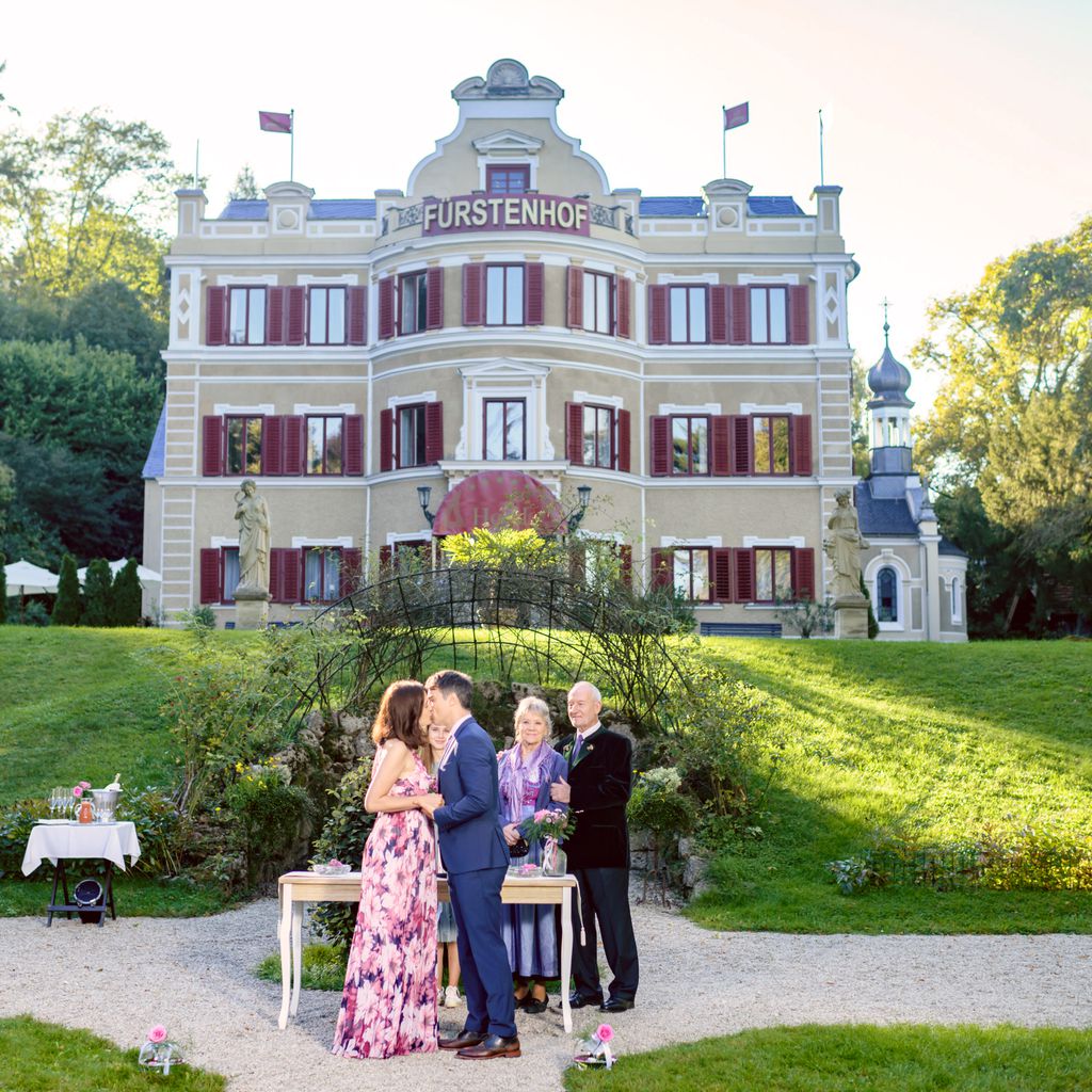 Szene mit dem Cast von "Sturm der Liebe"