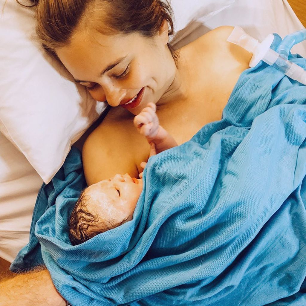 Tahlia Giumelli und Töchterchen Sophie Heather im August 2019