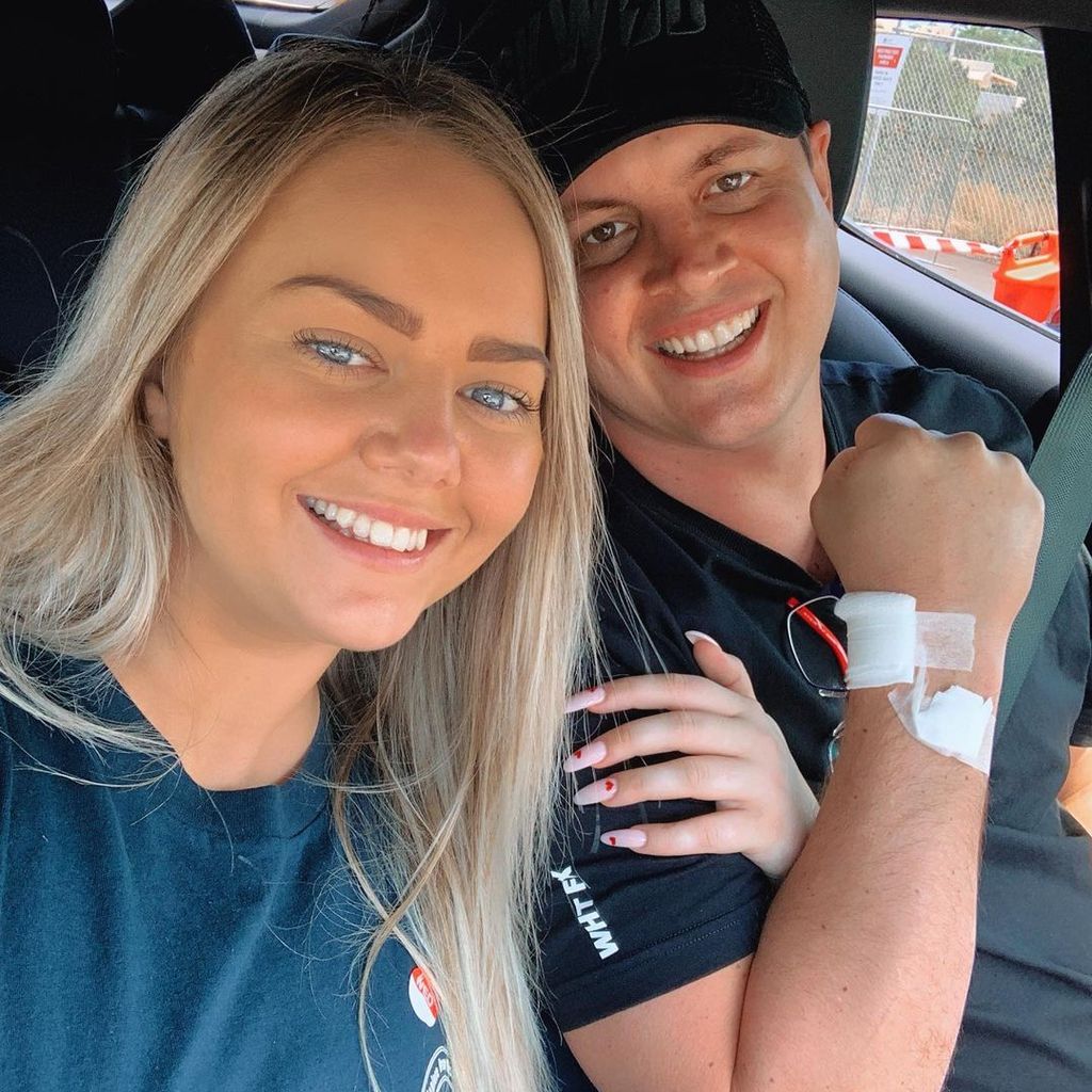 Tahnee Sims und Johnny Ruffo