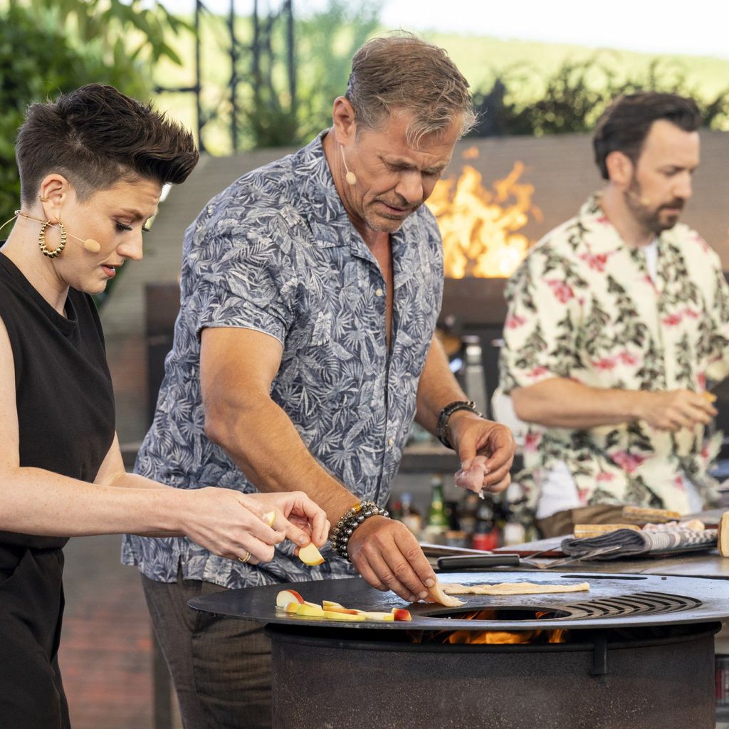 Tahnee, Sven Martinek und Jan Köppen kochen bei "Grill den Henssler"