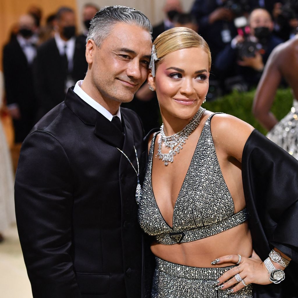 Taika Waititi und Rita Ora