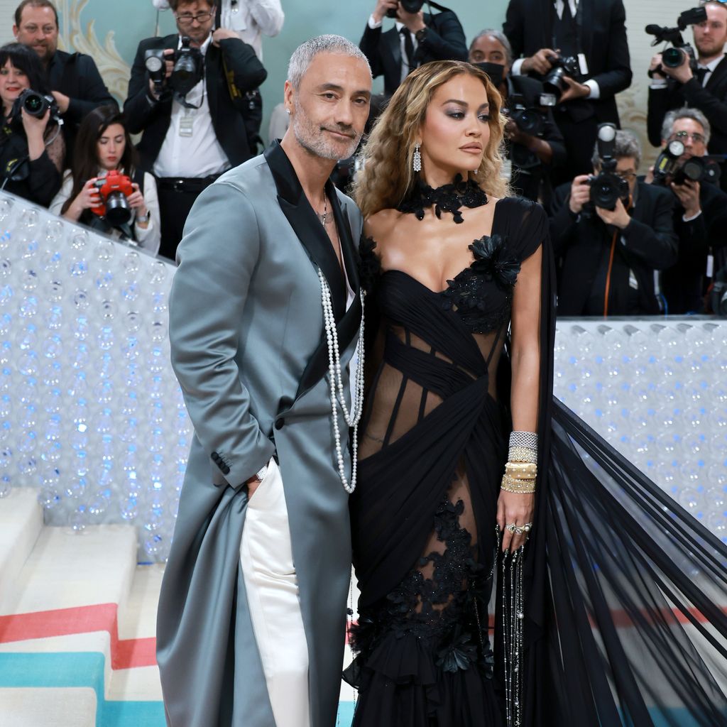 Taika Waititi und Rita Ora im Mai 2023