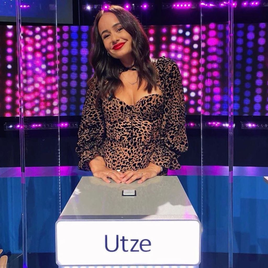 "Take Me Out"-Girl Utze