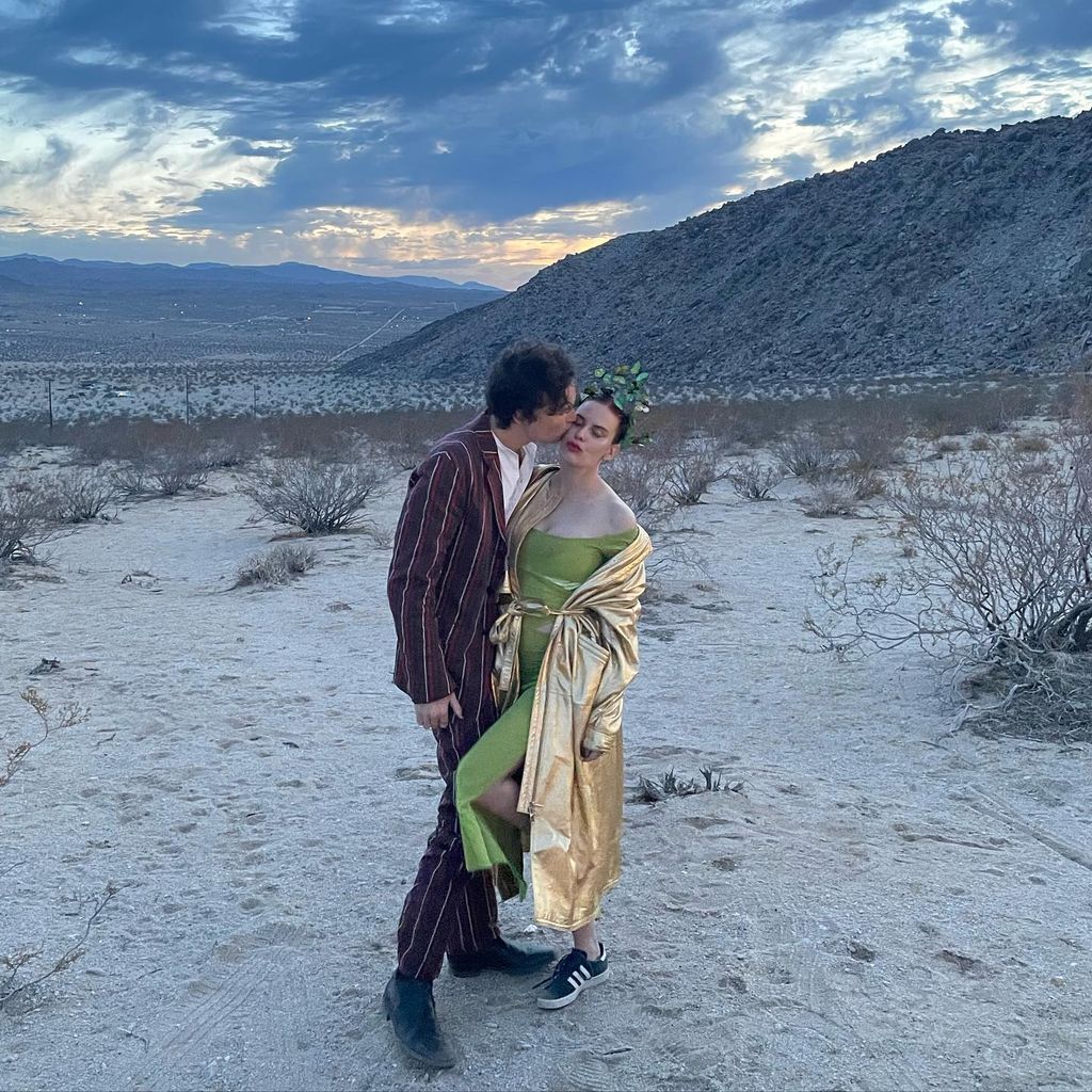 Tallulah Willis mit ihrem Freund Justin Acee