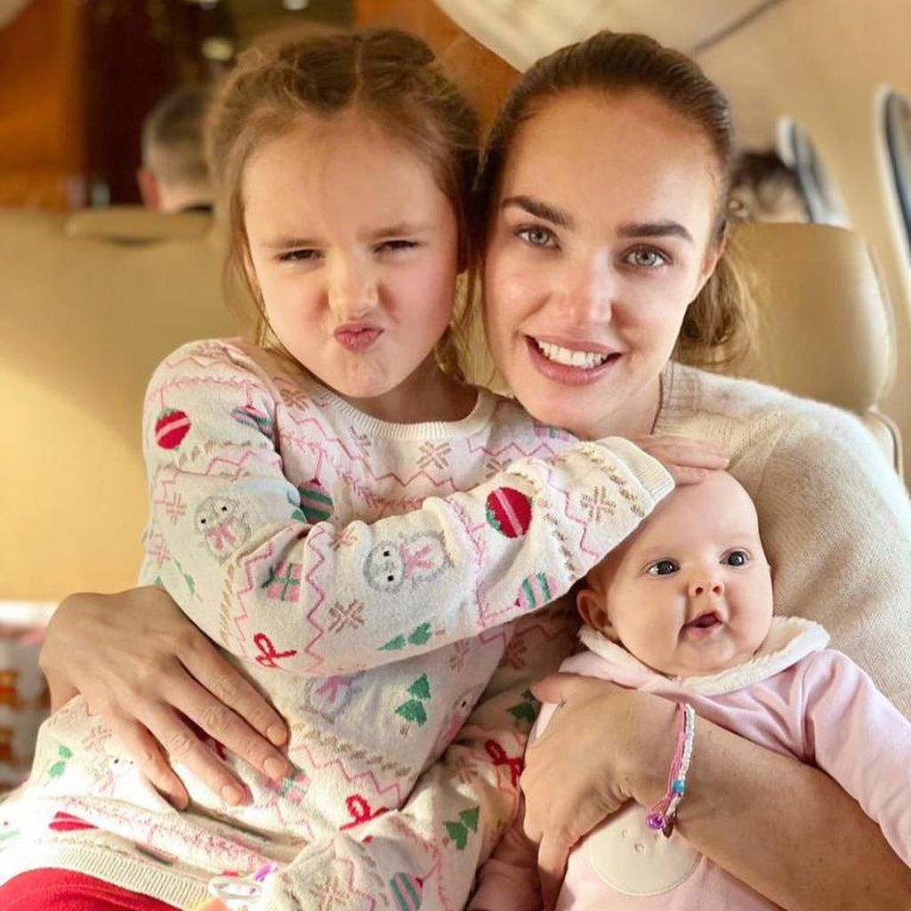 Tamara Ecclestone mit ihren Töchtern Sophia und Serena
