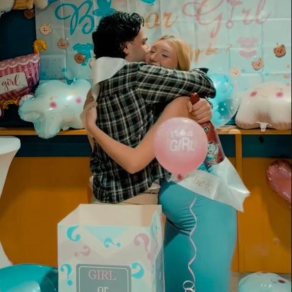 Tamara Hitz und ihr Verlobter bei ihrer Gender-Reveal-Party, Dezember 2025