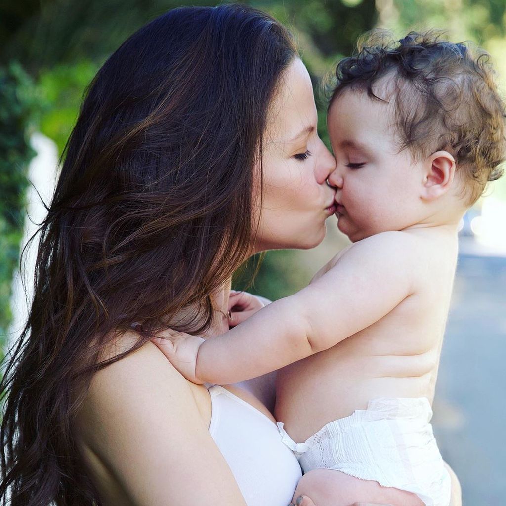 Tammin Sursok und Tochter Lennon im Dezember 2019