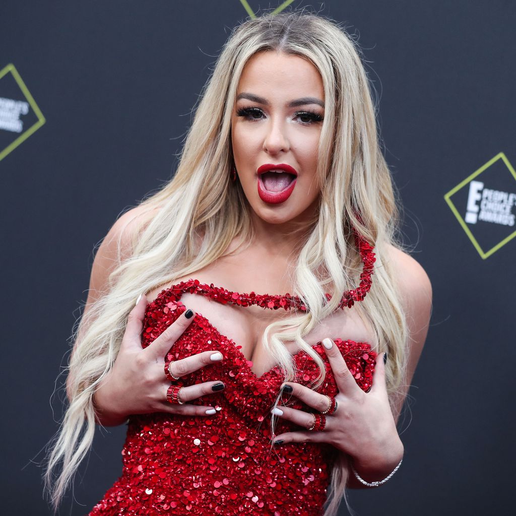 Tana Mongeau, Social-Media-Sternchen