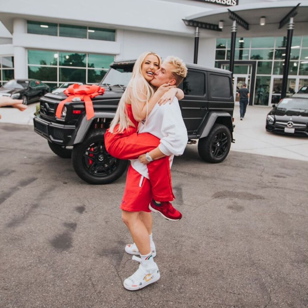 Tana Mongeau und Jake Paul