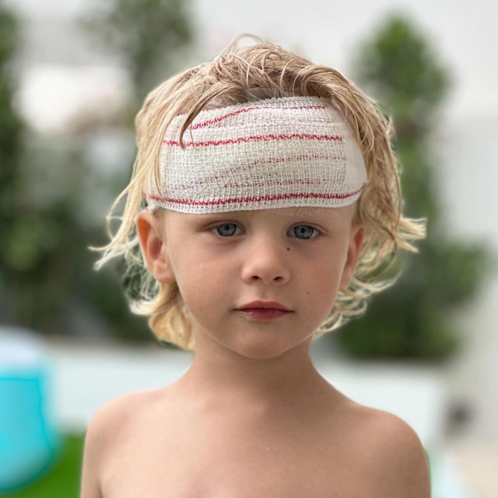 Tanja Szewczenkos Sohn Leo, April 2024