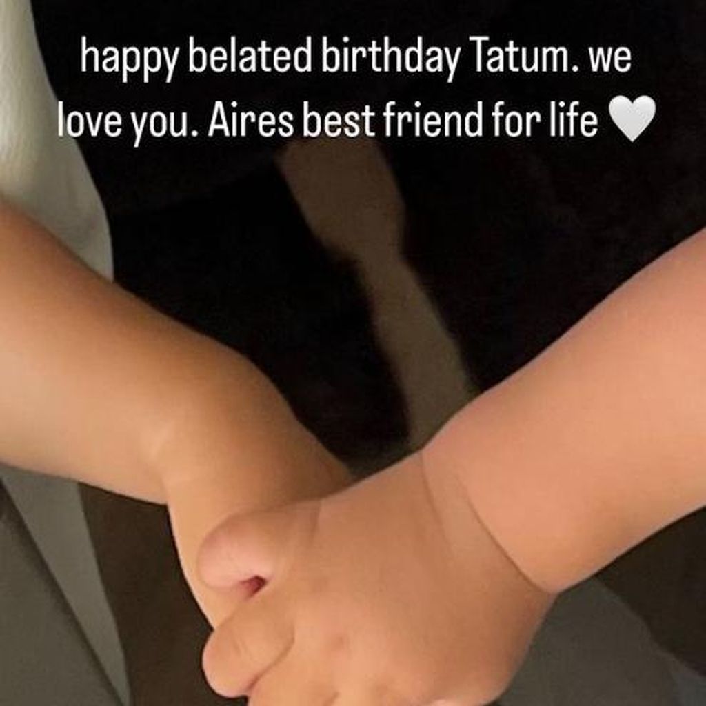 Tatum Thompson und Aire Webster im Juli 2023