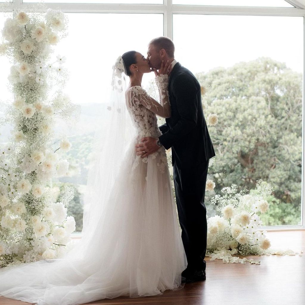 Tayla Damir und Nathan Broad bei ihrer Hochzeit 2022