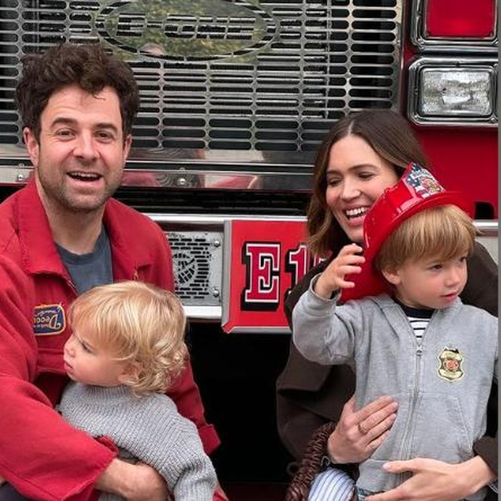Taylor Goldsmith, Mandy Moore und ihre beiden Kinder im Juni 2024
