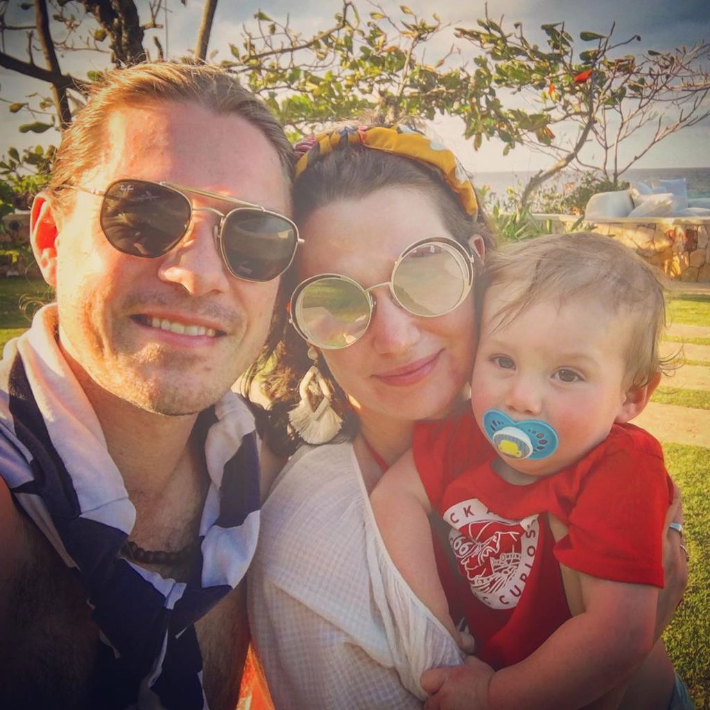 Taylor Hanson mit seiner Frau und einem seiner Kinder, Februar 2020