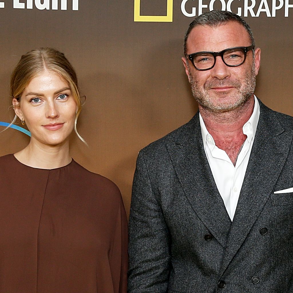 Taylor Neisen und Liev Schreiber bei der Premiere von "A Small Light"