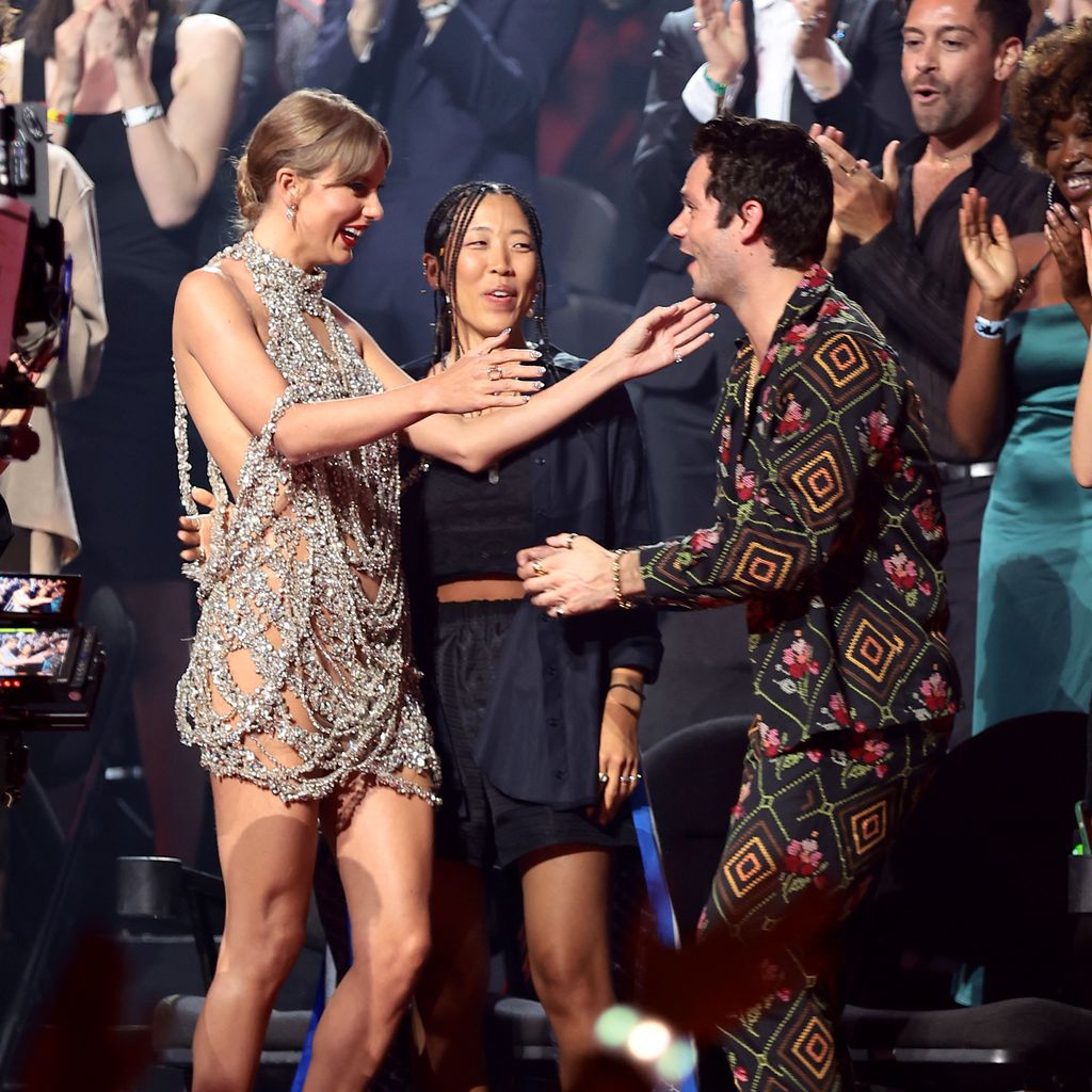 Taylor Swift und Dylan O'Brien bei den MTV VMAs 2022