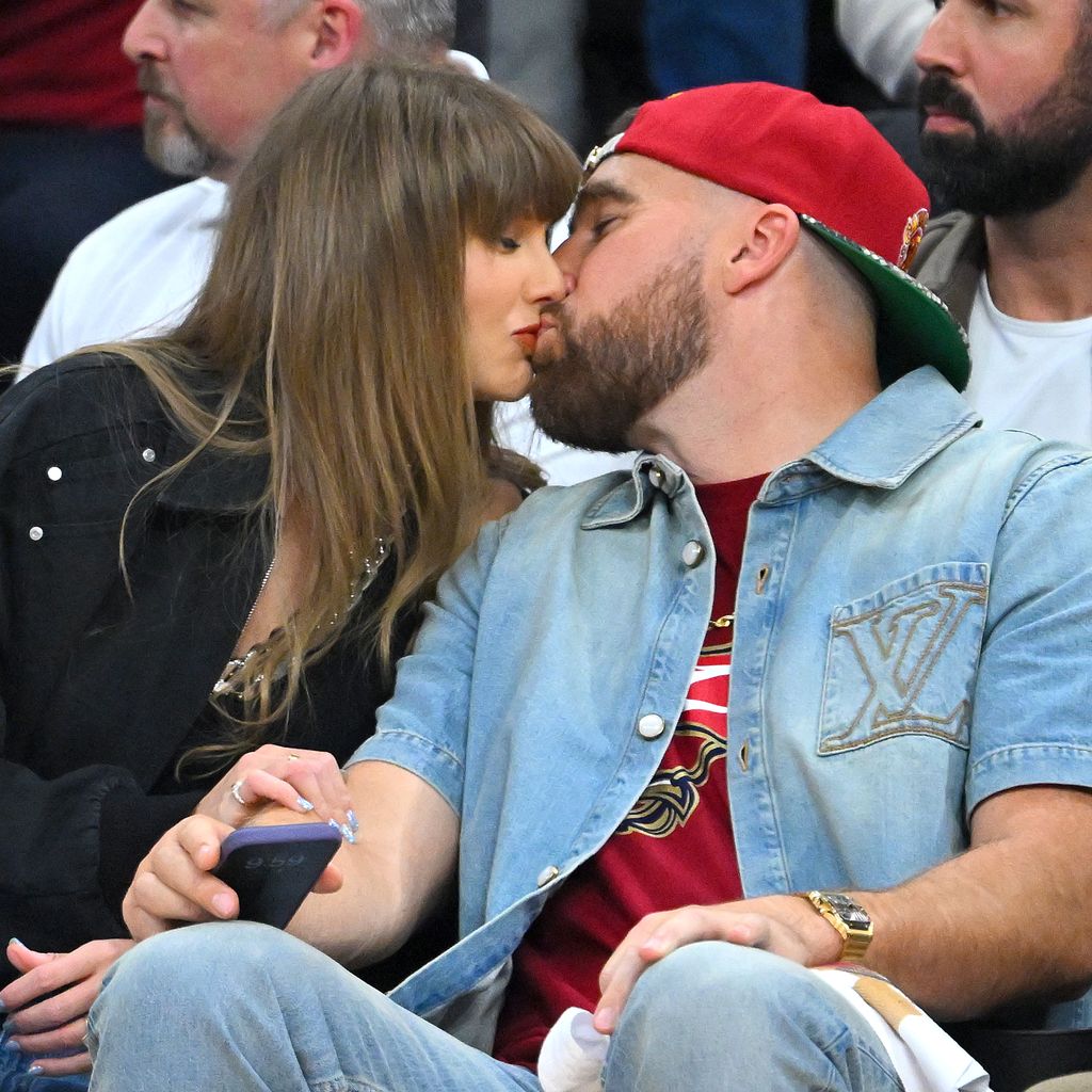 Taylor Swift und Travis Kelce beim NBA-Spiel Knicks vs. Cavaliers in Cleveland, Mai 2026